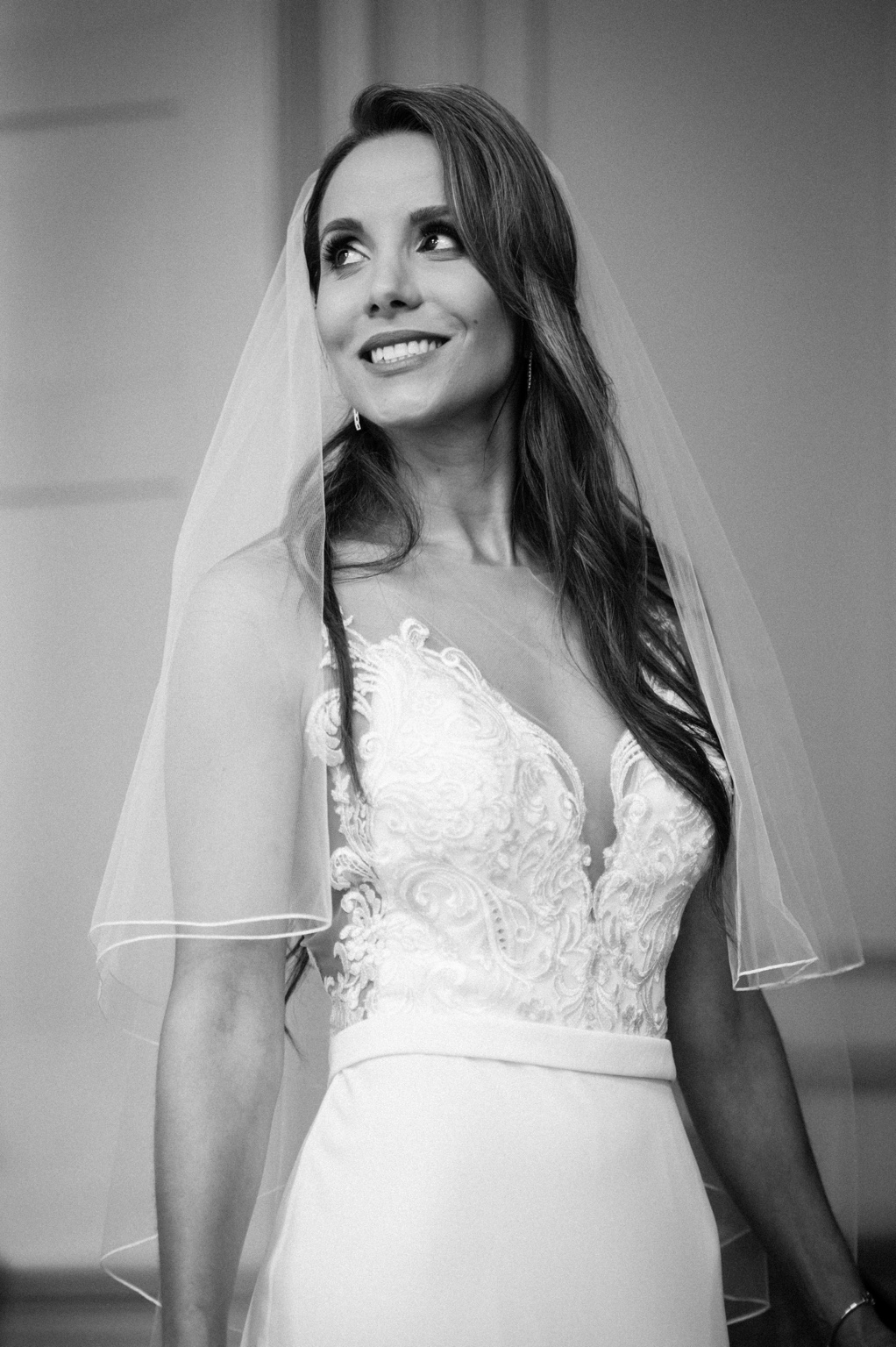 Lili Kazemi in her wedding dress and veil.